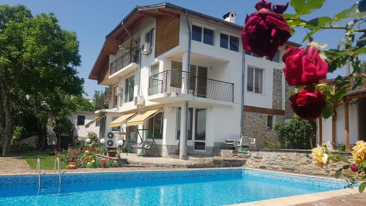 Rosarium Residence Guest House Drjanovo Exteriér fotografie